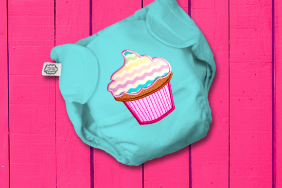 Frosted Cupcake Applique: A Holiday Design Review